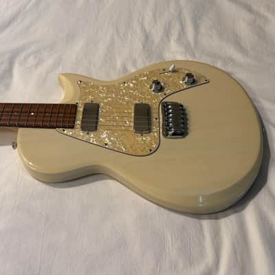 2007 Taylor SB1 Classic - Made in USA - Aged Translucent White - Free Pro Setup - Weighs only 7.5 lbs image 5