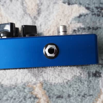 Suhr Shiba Drive 2010s - Blue image 3