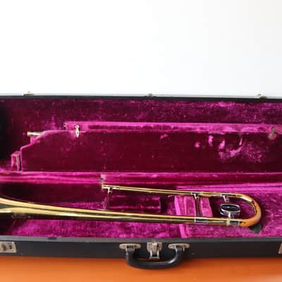 1973 Reynolds Medalist Tenor Student Trombone w/case and mouthpiece image 2