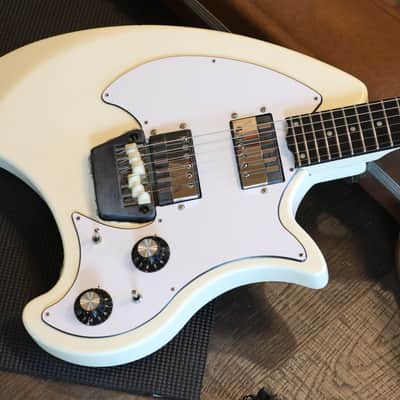 1970's Ovation Breadwinner Early Model w/ Side Jack Electric Guitar White + OHSC image 2