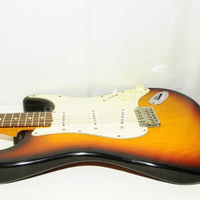 Fender Japan Stratocaster ST-STD 1996-97 Electric Guitar Ref No. 5069 image 8