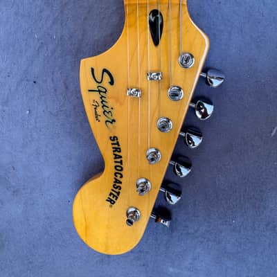 Squier Vintage Modified '70s Stratocaster with Maple Fretboard 2012 - Black image 5