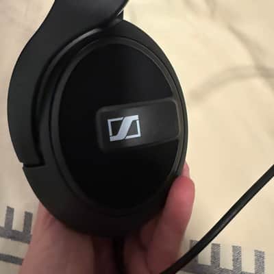 Sennheiser HD 569 Closed-Back Around-Ear Headphones w/ Mic - Black Includes CASE image 5