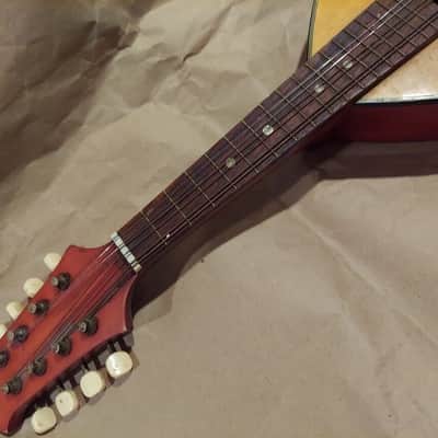 Suzuki Mandolin Model 601, Japan, 1970, Good condition, needs re-gluing image 4