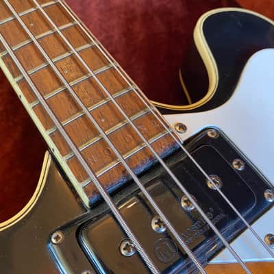 Mosrite Celebrity II Bass 1967 - Sunburst image 7
