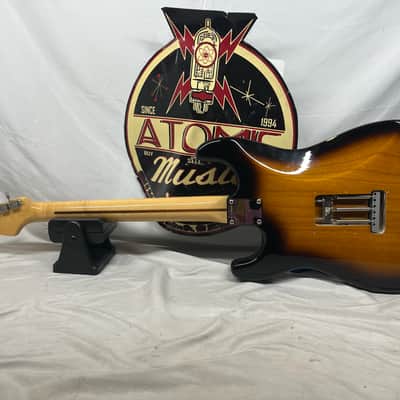Fender 60th Anniversary American Vintage 1954 Stratocaster Strat Electric Guitar 2014 with Hard Case - 2-Color Sunburst image 8
