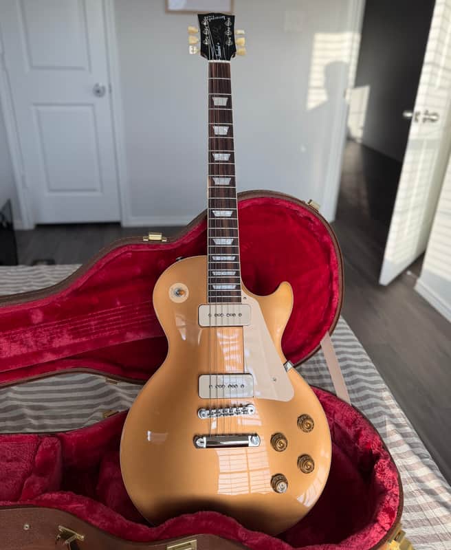 Gibson Les Paul Standard '50s P90 Electric Guitar - Gold Top: $2995 (30% off!)