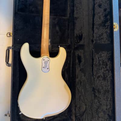 Mosrite The Nokie - Signed by Nokie Edwards & Semie Moseley - Case and box - Vintage image 6