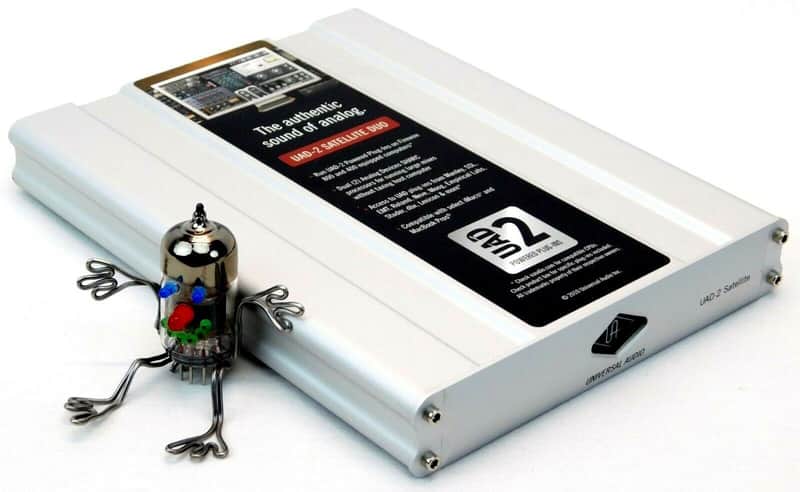 Universal Audio UAD-2 Satellite Duo Firewire Plugins +Top Zustand+ 1.5J Garantie image 1