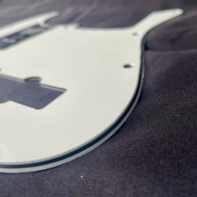 Authentic Fender Player Series Jazz Bass Left Handed Pickguard White 3 Ply image 7