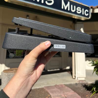 Dunlop GCB95 Cry Baby Standard Wah 1982 - Present - Black image 2