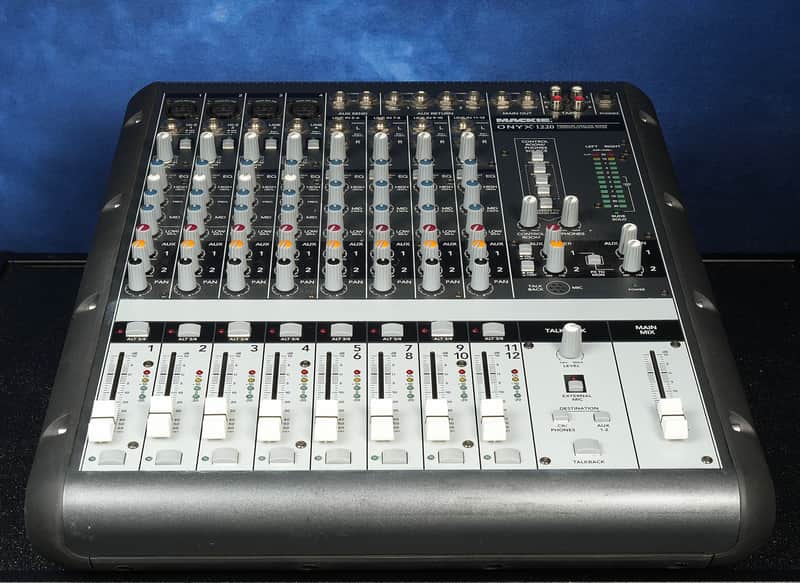 Mackie Onyx 1220 12-Channel Analog Mixer | Reverb