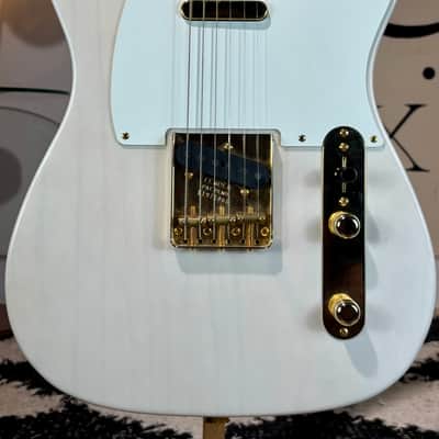 Fender Limited Edition Mary Kaye '50s Telecaster 2020 7.2lb RARE 1 of 200 & MINT image 2