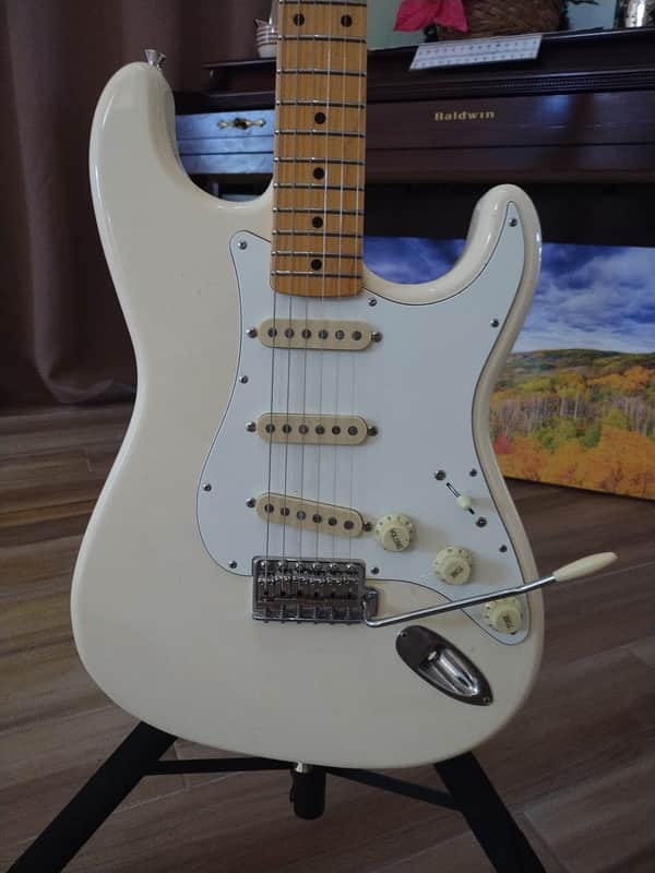 Fender JV Modified '60s Stratocaster 2022 - 2024 - Olympic White image 1