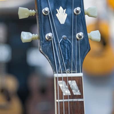 1975 Gibson ES-175D cherry sunburst image 6