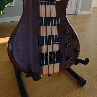 Woodo B5 Walnut 2010-2015 - Natural Satin image 2