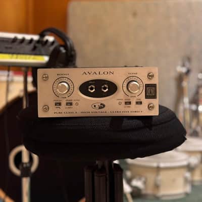 Avalon U5 Direct Box / Instrument Preamplifier 2010s - Silver image 2