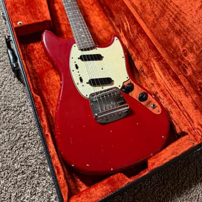 Fender 1966 Mustang Guitar with Rosewood Fretboard - Dakota Red image 15