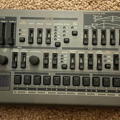 Roland JD-08 Boutique Synthesizer Module 2021 - Present - Black image 3