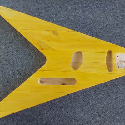 Guitar Body Flying V/Telecaster Hybrid Style Nitro Finish Pinecaster Nomoonlaser Pickguard Included image 2
