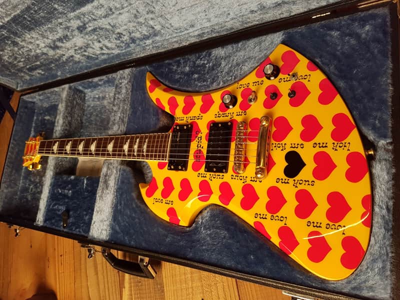 Fernandes Burny Hide Signature MG-360S Heart Yellow Honduras