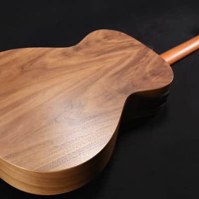 Taylor Academy 12e-N Grand Concert Acoustic-Electric Guitar Natural 071 image 7