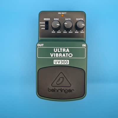 🟢🔵 Behringer UV300 Ultra Vibrato + Caline Pure Sky image 11