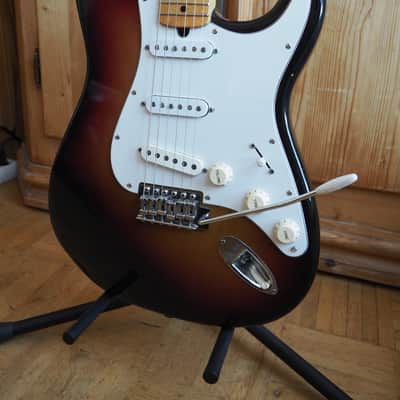 VIDEO! vintage 1970s MIJ Luxor (Kasuga) "pre-lawsuit" L200 guitar made in Japan - pro Setup, player ready image 3