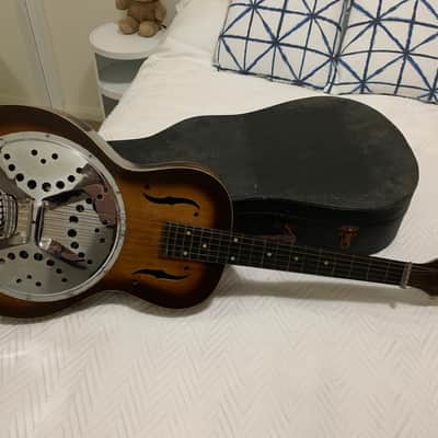Wayne Amplyphone Guitar Resonator 1930’s/1940’s Brown/black image 1