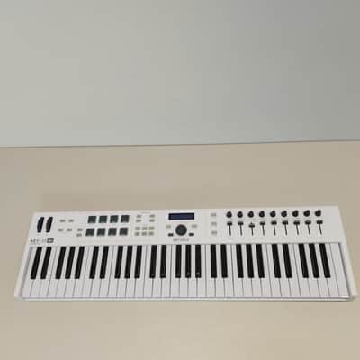 Arturia KeyLab Essential 61 MIDI Controller 2017 - Present - White Bild 2