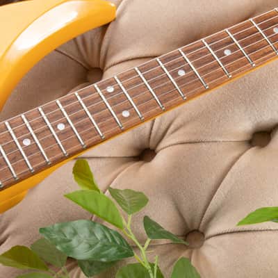 Fernandes GM-85 2000 - Yellow image 8