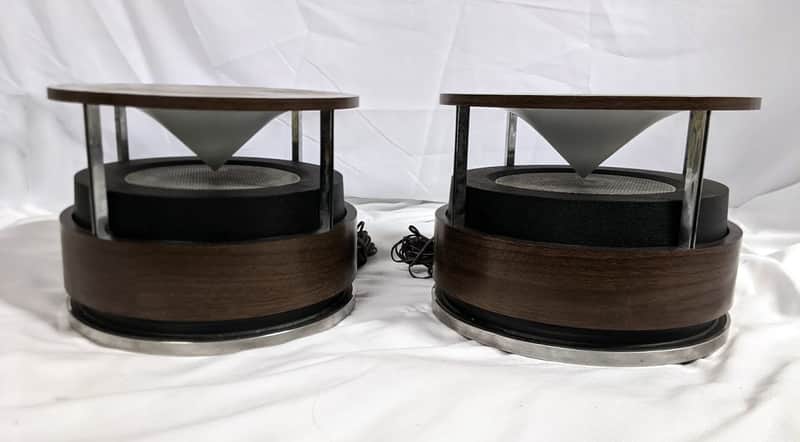 Pair Vintage 1968 Zenith Circle of Sound 8 in. Omni Directional SpeakersOmnidirectional image 1