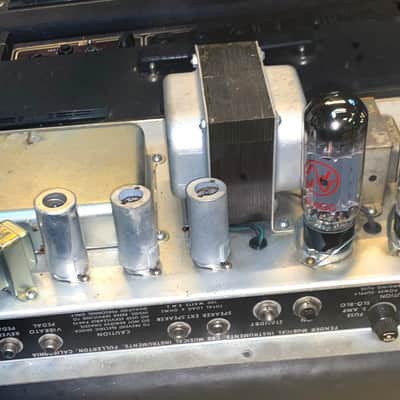 Fender Twin Reverb 1976 - Silver Face - Export Prod. 117-220 Volts Master Volum image 4