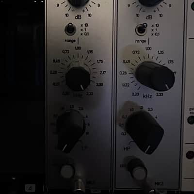 Roger Schult W2377 MK2 (Pair) - Silver image 2