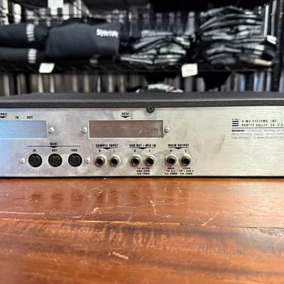E-MU Systems ESI-32 Rackmount 32-Voice Sampler Workstation 1994 - Black image 2