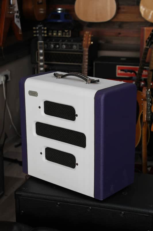 Vintage 47 Amps The Bronson - Two tone blue/cream image 1