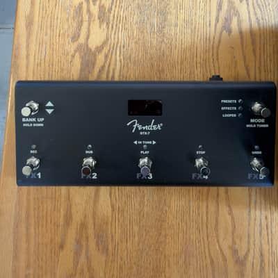 Fender Mustang GTX100 100-Watt with Footboard (New) image 3