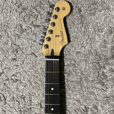 Fender Player Stratocaster with Ebony Fretboard 2018 - Present - Ferrari Red image 3