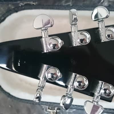 Gibson Flying V 84 reissue guitar of the week (wk40) limited edition 2007 Silverburst image 16