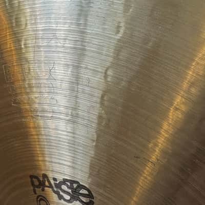 Paiste 18" 2002 Crash Cymbal 1974 - Black Label - Rare version with Big Beat hammering - VIDEO image 4