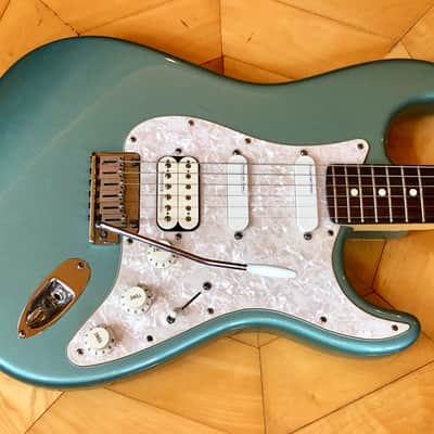 2001 Fender USA Lone Star American HSS Stratocaster Electric Guitar Teal Green Metallic Fender Padded case image 8