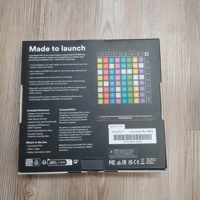 Novation LAUNCHPAD mini (USED) SN# AYYC09R471EEB6 image 2