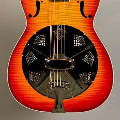 National Estrallita Deluxe 14-Fret Sunburst image 1