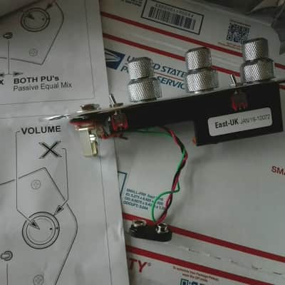John East J Retro Jazz Bass Preamp image 6
