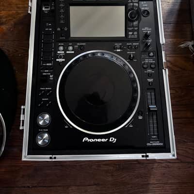 Pioneer CDJ-2000NXS2 Nexus Pro-DJ Multi Player | Reverb