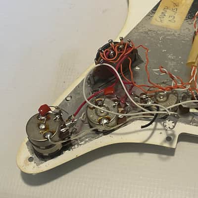 1988 Fender Stratocaster Plus Factory Loaded Pickguard Gold Lace Sensors TBX image 17