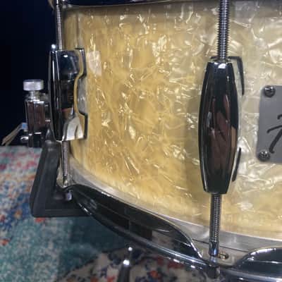 Final Cry - 6x14" 10-Lug Wood Snare Drum - White Marine Pearl image 5