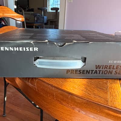 Sennheiser XSW12A Wireless Presentation Set image 11