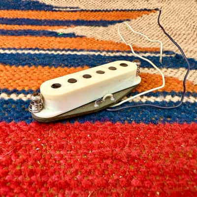 Vintage 1977 Fender Stratocaster Grey Bottom Guitar Pickup Neck 1970's image 2