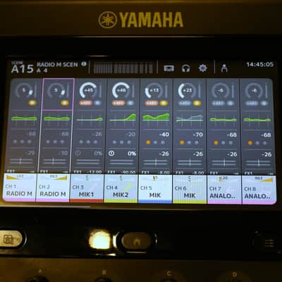 Yamaha TF1 40 Input Digital Mixing Console 2015 - Present - Grey / Black image 4